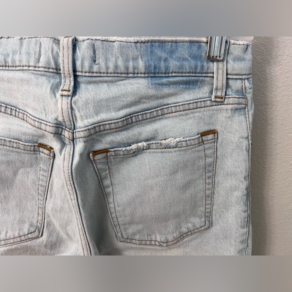 Abercrombie & Fitch 90s Ultra High Rise Light Wash Jeans - Picture 5 of 5